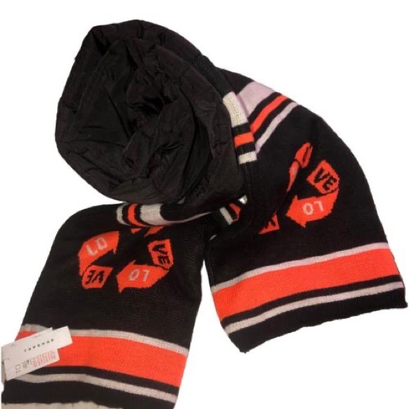 🎓TOPSHOP  Puffer Love Scarf cozy  Black Orange 72in New with Tags - Picture 4 of 12